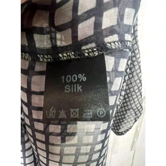 Graumann Women's Sheer Geometric Print Blouse Black Size M 100% Silk - Picture 6 of 7
